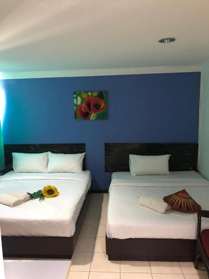 Kapit Hotel Kuching Bagian luar foto