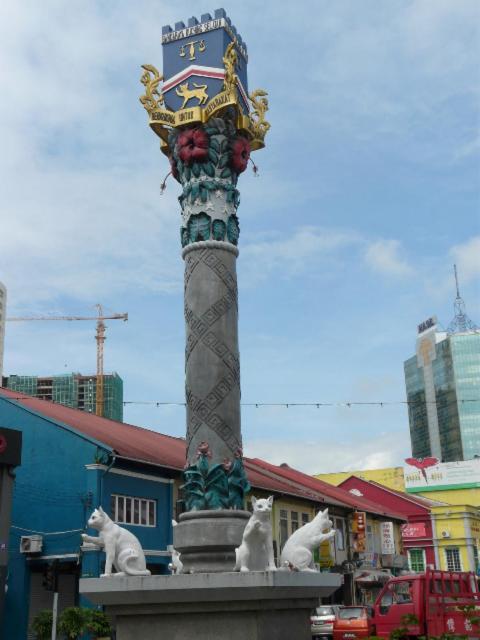 Kapit Hotel Kuching Bagian luar foto