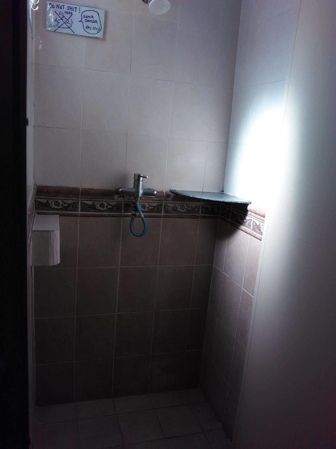 Kapit Hotel Kuching Bagian luar foto